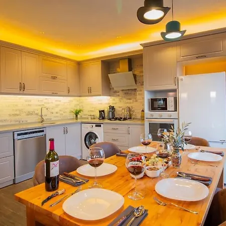 Pera Apart Appartement Kaş